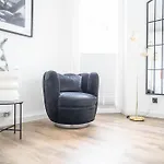 Johouse Apartment 13